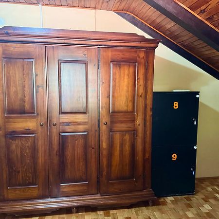 Kotorhostelito Екстер'єр фото
